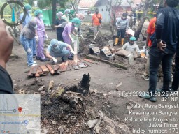 Puslabfor Polda Jatim, Lakukan Ekshumasi Makam Rio
