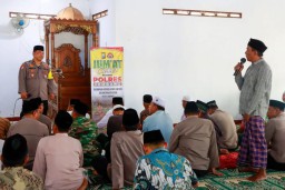 Jumat Curhat, Warga Plumbon Gambang Sampaikan Aspirasi