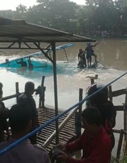 Tali Seling Putus, Perahu Nambang Tenggelam