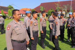Tingkatkan Disipilin, Wakapolres Jombang Pimpin Gaktiplin Anggota Polri dan ASN