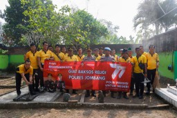 Polres Jombang, Gelar Bakti Sosial di Area Makam KH. Wahab Chasbullah