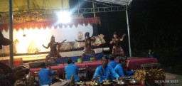 Bradah Desa Jarak, Gelar Wayang Kulit Semalam Suntuk