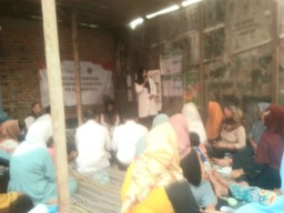 Sejumlah KPM PKH Desa Kepuhayar, Dapatkan Program P2K2