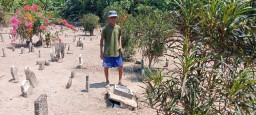 Geger !! Puluhan Batu Nisan TPU Dusun Besuk, Diduga Dirusak Orang Tidak Dikenal