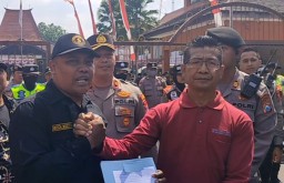AMM Desak Pemkab Mojokerto, Laporkan Rocky Gerung ke Mabes Polri