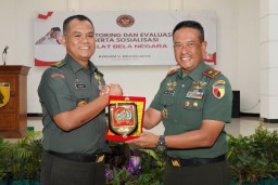 Tim Monitoring dan Evaluasi serta Sosialisasi Diklat Bela Negara Sambangi Korem 084/BJ