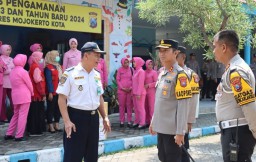 Kapolresta Mojokerto Tinjau Pos Pam dan Pos Yan Pastikan Kelengkapan dan Kesiapan Personil
