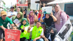 Akhmad Luthfy Ramadhani Jalan Kaki Sapa Warga Gayaman Door To Door