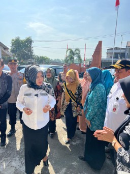 Bupati Mojokerto Gelar Program SEHATI dan SEJOLI di Desa Randegan Dawarblandong