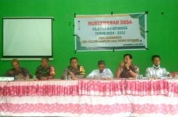 Fokus Tingkatkan Kualitas SDM Pemdes Kotanagaya Gelar Musdes RPJMDes 2024-2029