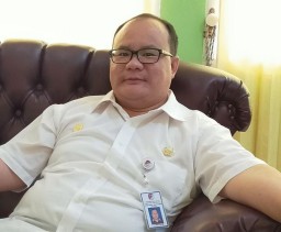 dr Niko Perbaiki Managemen Pelayanan RSUD Tojo Una-Una Ramah dan Peduli 