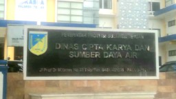 Lift Kantor Dinas Cipta Karya dan SDA Sulteng Malfungsi