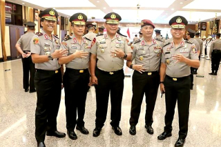 Kado Akhir Tahun Wakapolda Sulteng Sandang Pangkat Brigjen Pol