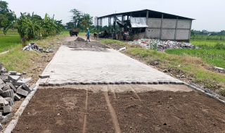 Pemdes Kedunganyar Serap Dana BK, Untuk Pavingisasi Jalan Dusun Bureng Kidul