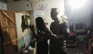Aparat Keamanan Razia Warung Remang-Remang di Dukun