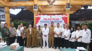Pelantikan Perangkat Desa Pohjejer, Kades: "Tanggung Jawab Kalian Semakin Besar"