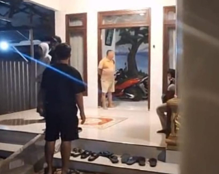 Viral! Oknum LSM Digrebek Warga Saat Berselingkuh dengan Janda, Berakhir dengan Mediasi Damai