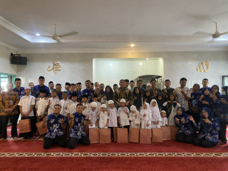 Lapas Sidoarjo Gelar Pengajian dan Aksi Sosial, Warga Binaan dan Pegawai Tunjukkan Kepedulian