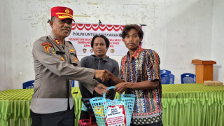 SPN Polda Sulteng Peringati Hari Lahir Pancasila dengan Sosialisasi Bahaya Narkoba dan Bantuan Sosial