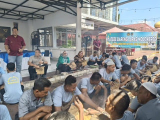 Lapas Mojokerto Wujudkan Kesetaraan Hak bagi Warga Binaan dengan Gelar Bakar Sate