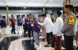 376 Jemaah Haji Jombang Kloter 19 Tiba, Dua Wafat di Tanah Suci