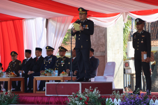 Hari Bhayangkara ke-79, Polres Jombang Gelar Upacara dan Tasyakuran Bersama Forkopimda