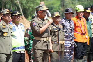 Mendagri Sampaikan Apresiasi Presiden Prabowo untuk Penanganan Longsor Majenang