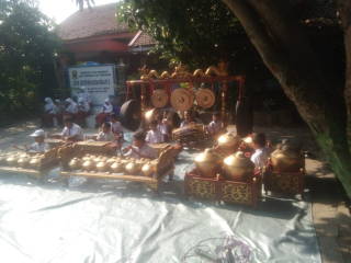 Pembagian Rapor SDN Gunung Gedangan 2 Dimeriahkan Karawitan Siswa