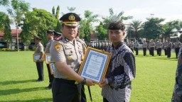 Ungkap Curanmor, Polsek Ngoro dan Warga Terima Penghargaan Kapolres Jombang