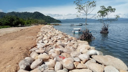 BPBD Tolitoli Bangun Pengaman Abrasi dan Tebing Sungai di Desa Kalangkangan