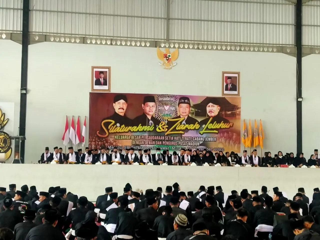10 Ribu Warga PSHT Jember, Ikuti Sholawat Di Padepokan Pusat
