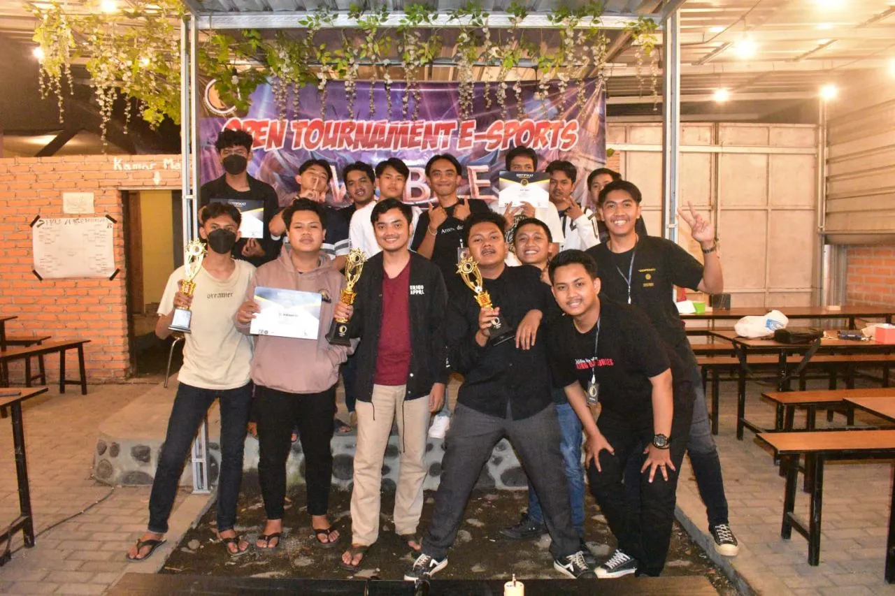 GEMA ABW Jatim, Adakan Turnamen Free Fire Piala Anies Baswedan Di Bondowoso