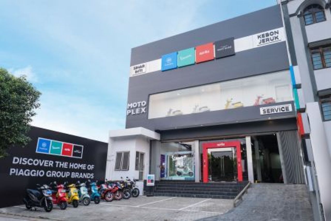 Vespa Batik - Motoplex Sinar Inti