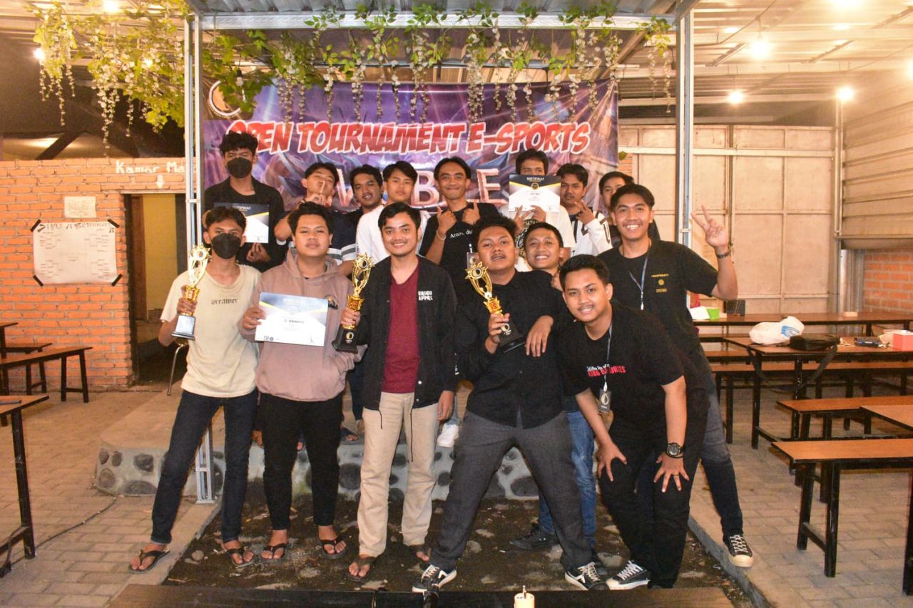Juara Open Turnamen E-Sport Region Bondowoso, Situbondo dan Jember
