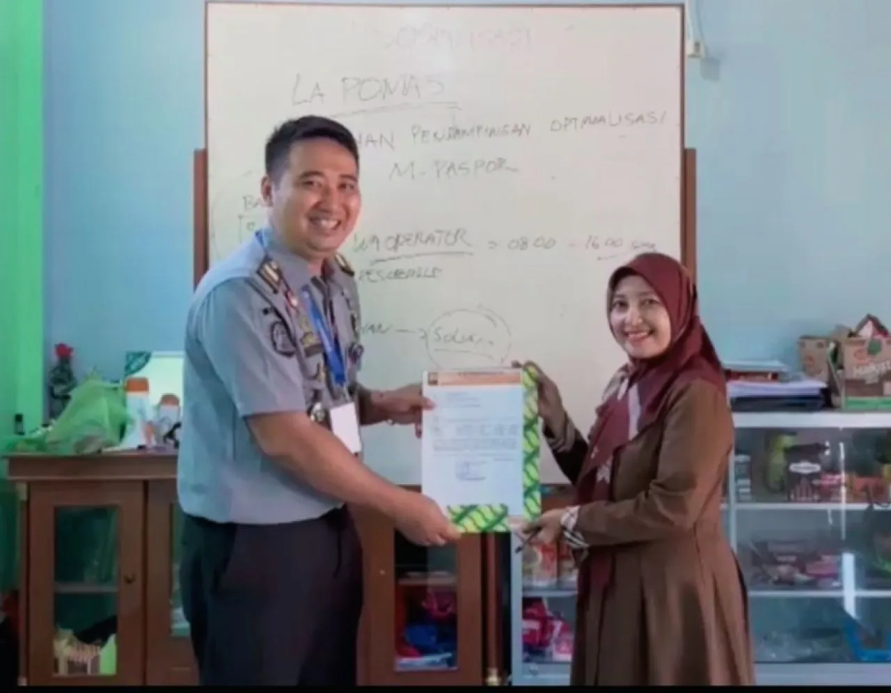 Tingkatkan Penggunaan M-Paspor, Imigrasi Baubau Jalin Kerjasama Lapomas dengan Travel Umroh di Wilayah Kota Baubau dan Buton Tengah