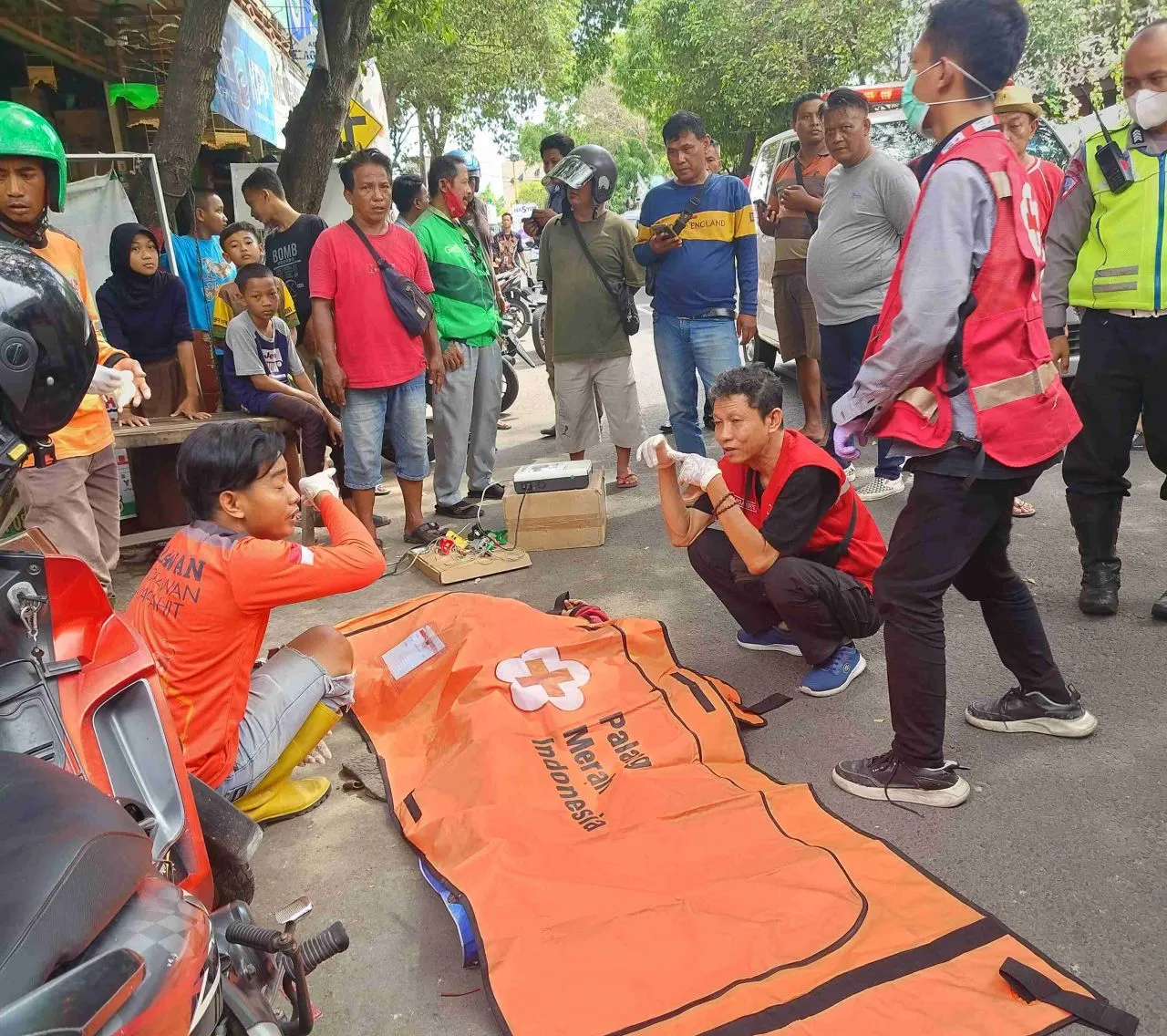 Diduga Serangan Jantung, Tukang Dinamo Terjatuh Dari Motor Dan Meninggal