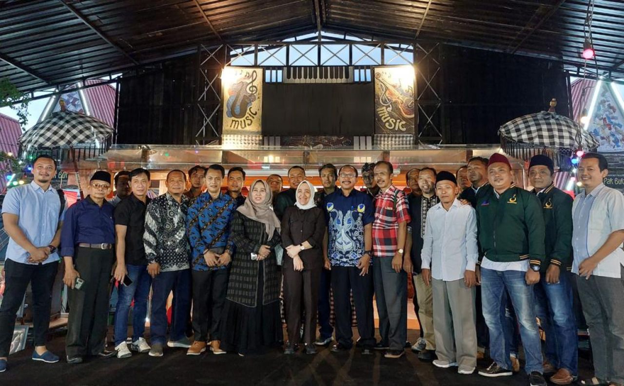 Bupati Bojonegoro Anna Mu'awanah, Bersama Ketua Dan Sekretaris Lintas Parpol