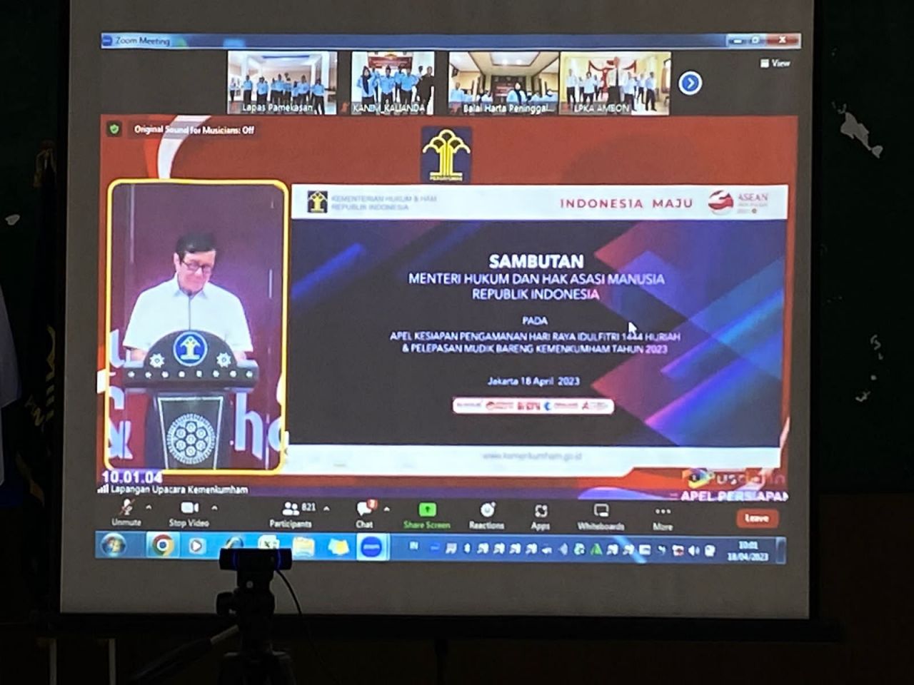 Zoom ; Kalapas Seno Utomo dan jajaran Lapas Kelas IIA Pamekasan, apel pengamanan persiapan mudik lebaran dengan Kemenkumham RI