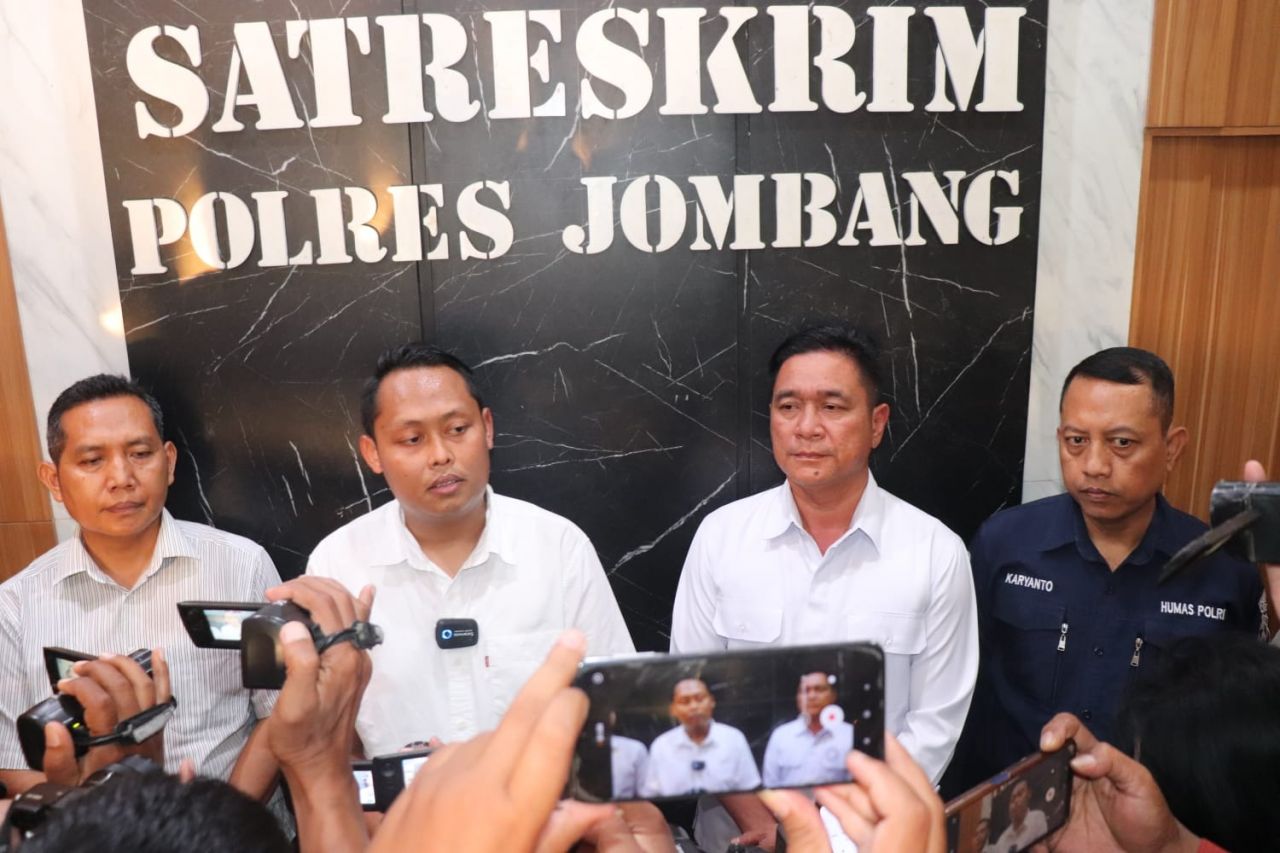 Mutilasi : Kasatrekrim Polres Jombang pers rilis terkait temuan mayat termutilasi di Mojowarno