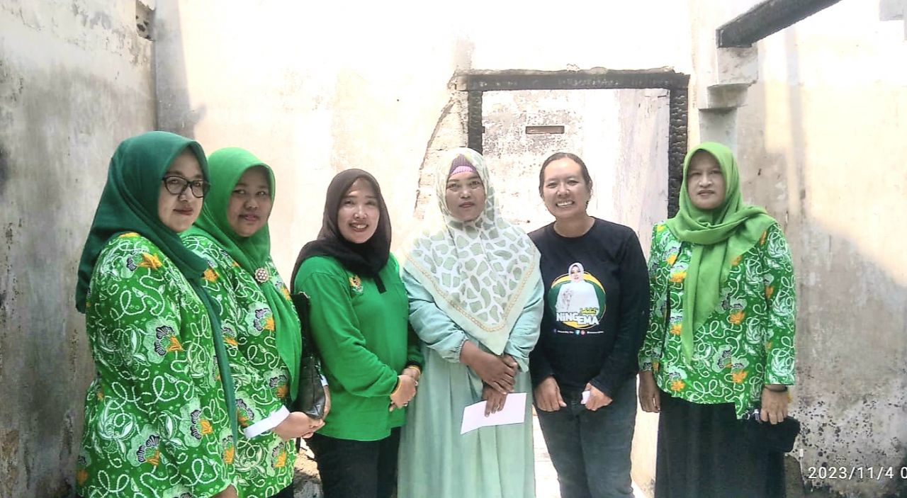 Concern : Mbak Ifa kaos hijau bersama korban Yuliana kerudung putih didampingi pengurus WPP PPP Kab. Jombang