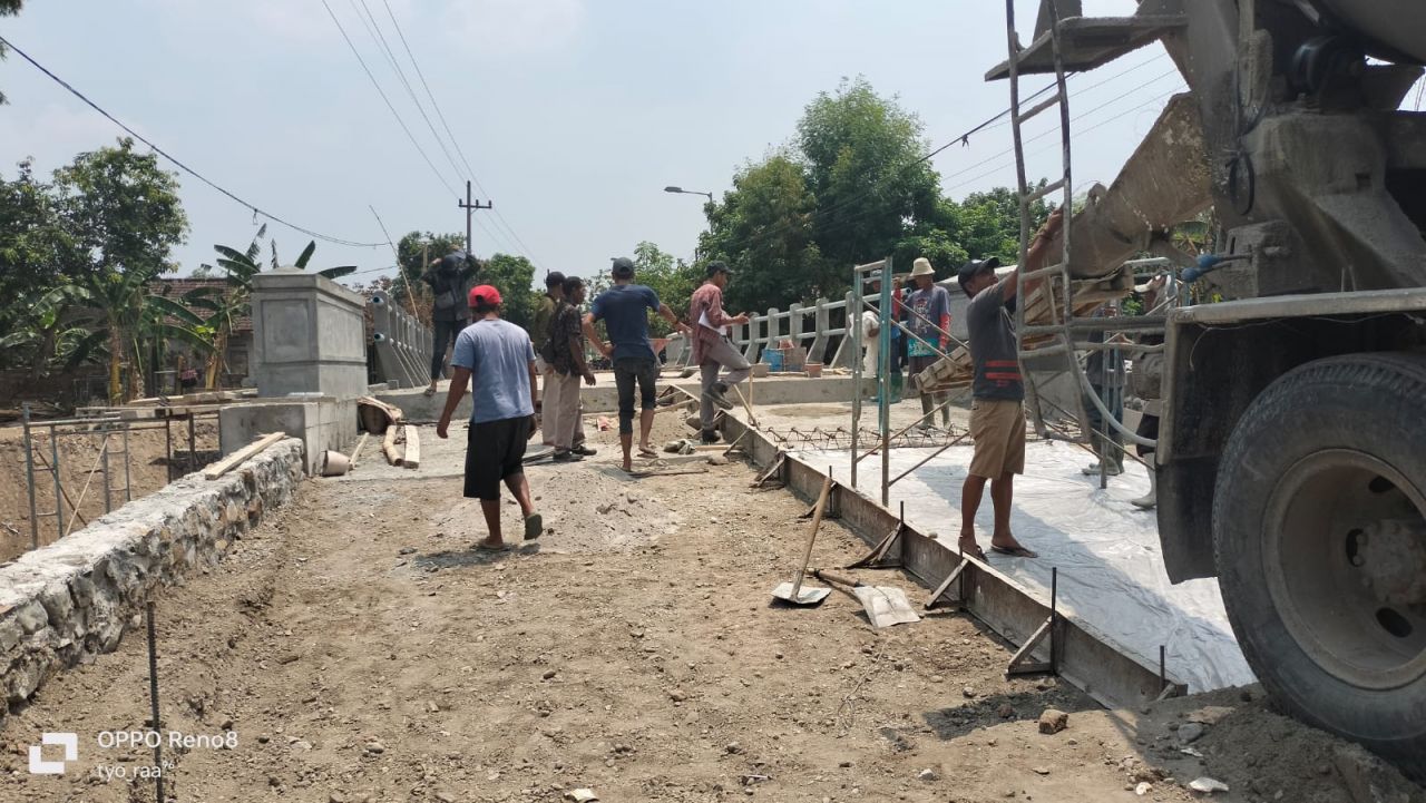 Proses : Jembatan Mlaten 1 - Mlaten pada saat proses pengerjaan beberapa waktu yang lalu