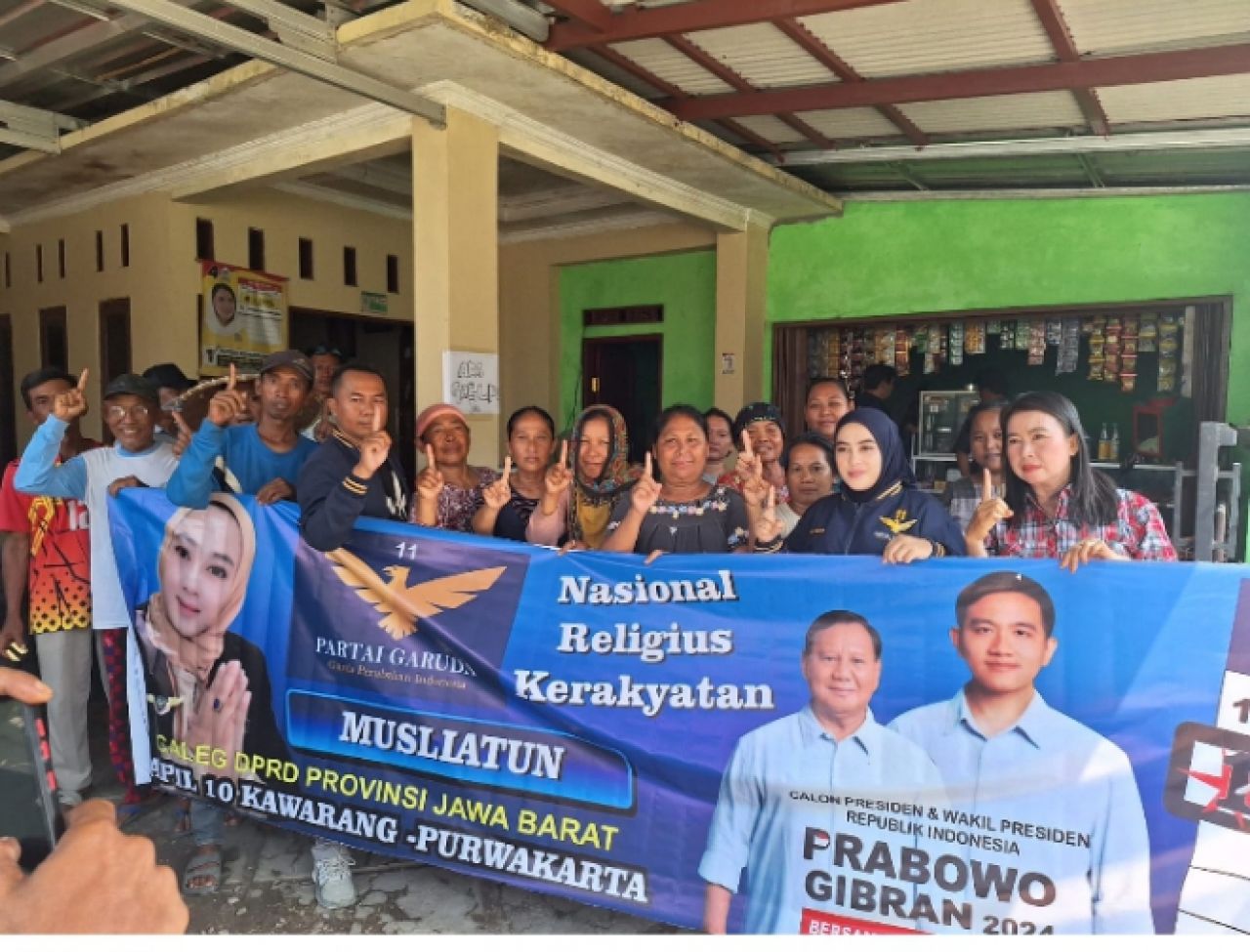 Tekad : Musliatun Caleg Partai Garuda No Urut 1 Dapil Jabar 10 bersama konstituen pelaku UMKM sektor perikanan budidaya