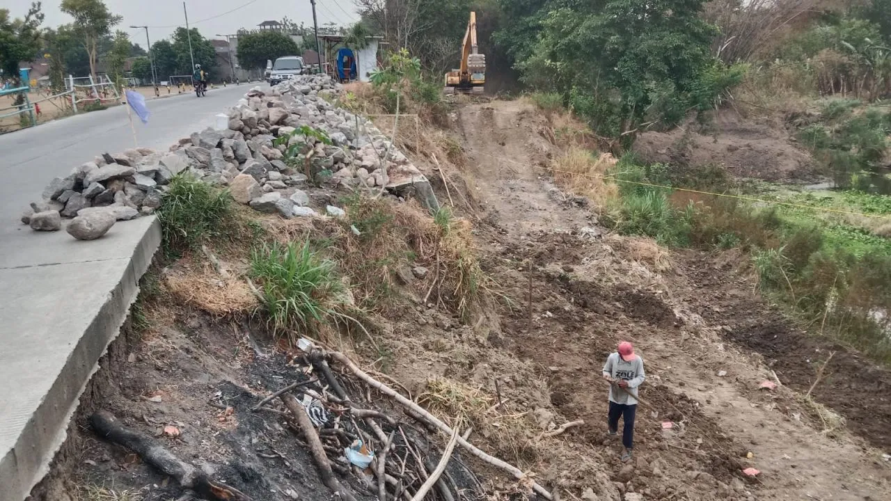 Seumur Kecambah!! Bronjong Sungai Marmoyo Baru Diperbaiki Sudah Roboh