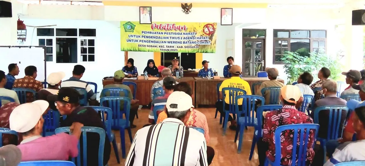 50 Anggota Poktan Desa Sebani Ikuti Pelatihan Pembuatan Pestisida Nabati