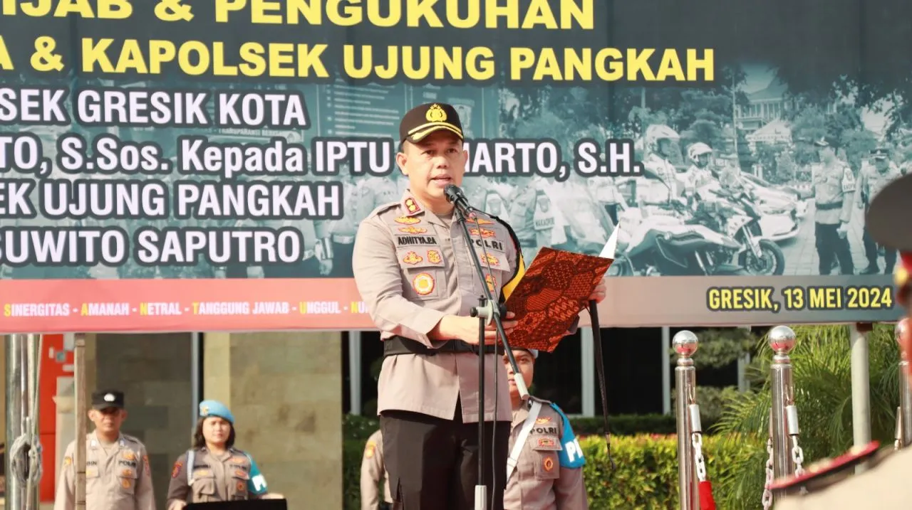 Kapolres Gresik Mutasi 2 Kapolsek, Ada Apa?