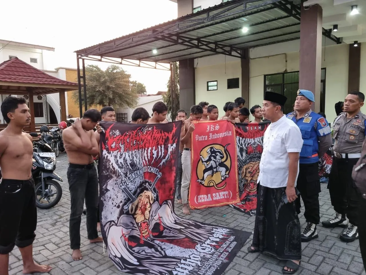 Polres Jombang Amankan 21 Pesilat Setelah Buat Resah Warga Trawasan