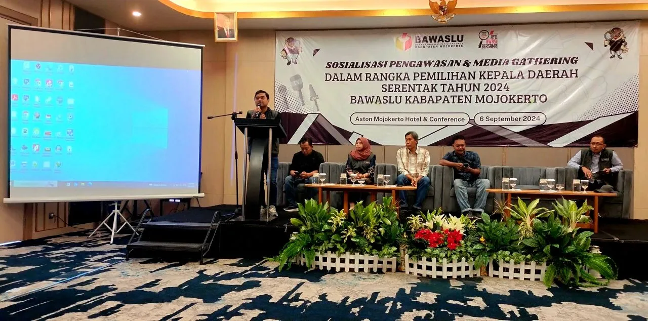 Sosialisasi : Sinergitas Bawaslu dan Media Awasi Pemilukada Kabupaten Mojokerto Tahun 2024