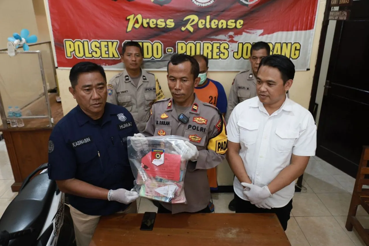 Gasak Uang 107 Juta Untuk Judi Sabung Ayam Pelaku Diringkus Polisi