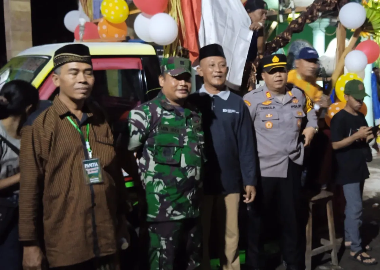 Puncak Peringatan Maulid Nabi Muhammad SAW 1446H Warga Dusun Cakul Kidul Gelar Karnaval dan Sholawat