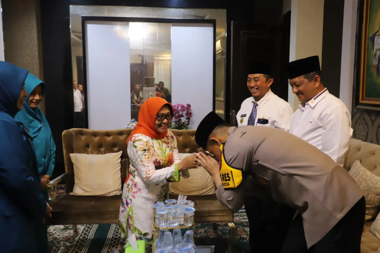 Forkopimda Jombang Kunjungi Kediaman Kedua Paslon dan Himbau Masyarakat Tetap Rukun